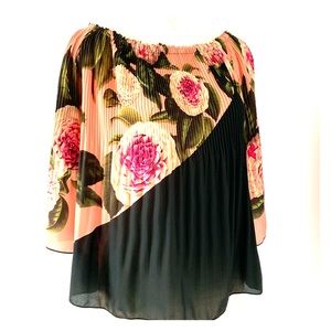 Delfi off the shoulder shirt